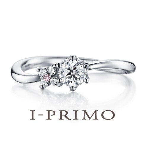 アルビレオ 花モチーフで上品にかわいらしく 婚約指輪 Id I Primo アイプリモ マイナビウエディング
