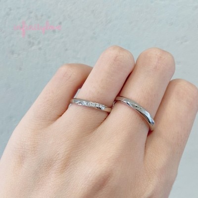 infinitylove(インフィニティラブ）jupiter（ジュピター）：ストレートデザインに斜めダイヤモンドをセッティングした人気の結婚指輪