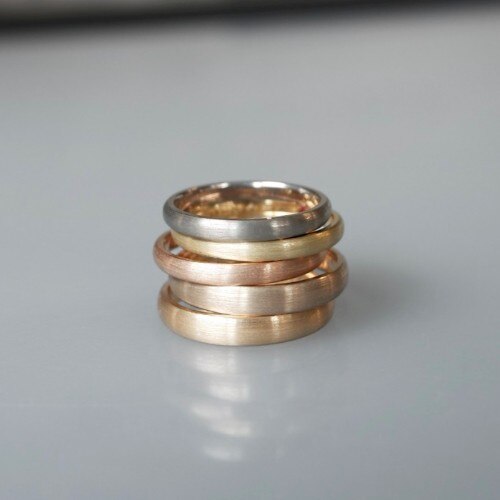 【手作り結婚指輪】丸みを帯びたオーバルリング