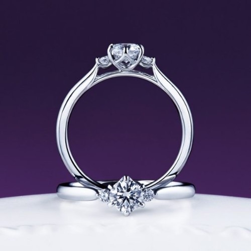 NIWAKA（にわか）：白鈴　すずらんの花をイメージして作られた人気の婚約指輪