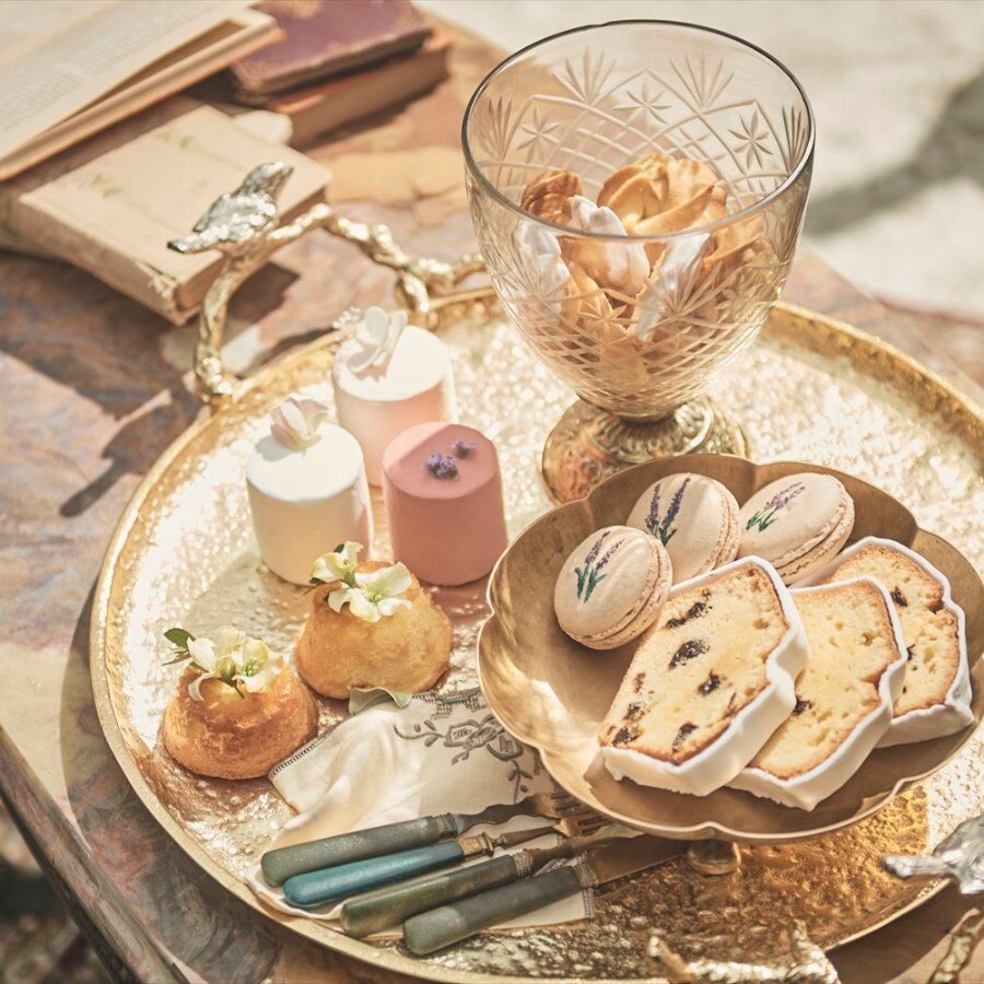 上品な可愛らしさが光る、繊細な焼き菓子。隅々までにもおもてなしのセンスがキラリ