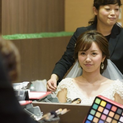 ご結婚式の1～2ヶ月前にヘアメイクリハーサルをご案内